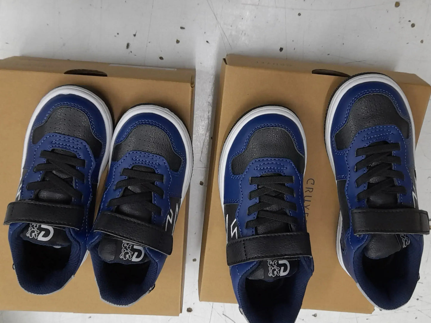 Pallet includes Mix Brand Shoes (LS-0029)-4