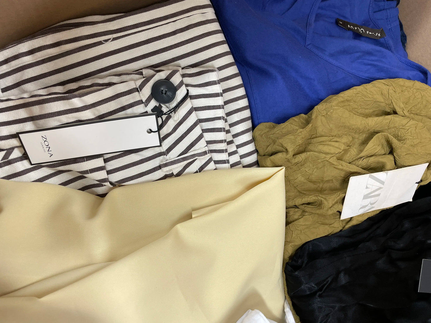 Pallet includes Mix Brand Apparel (LS-0063)-4