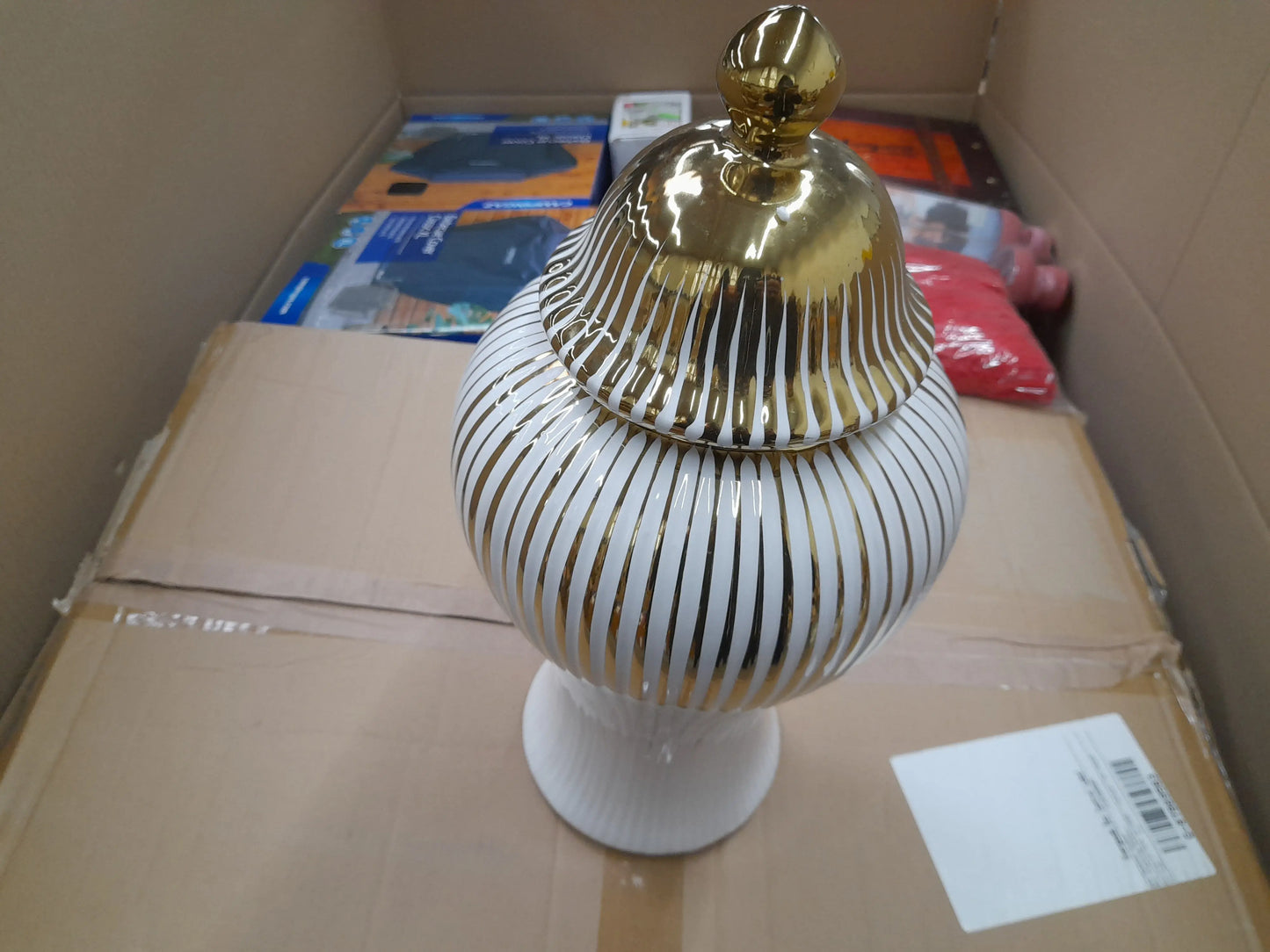 Pallet includes Home items (LS-0016)-2