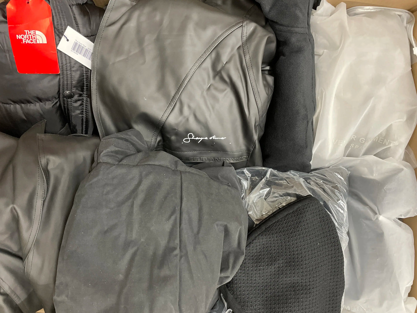 Pallet includes Mix Brand Apparel (LS-0072)-3