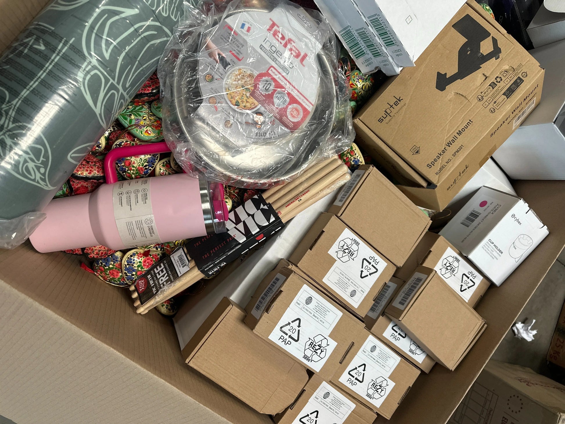 Pallet includes Home items (LS-0001)-1