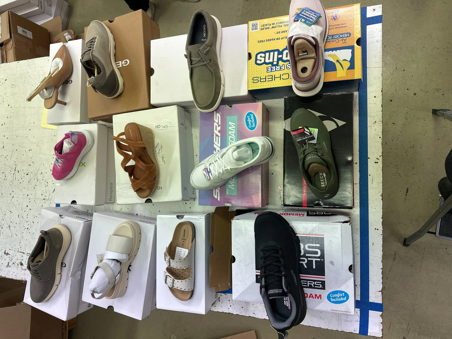 Pallet includes Branded Shoes (LS-0010)-4