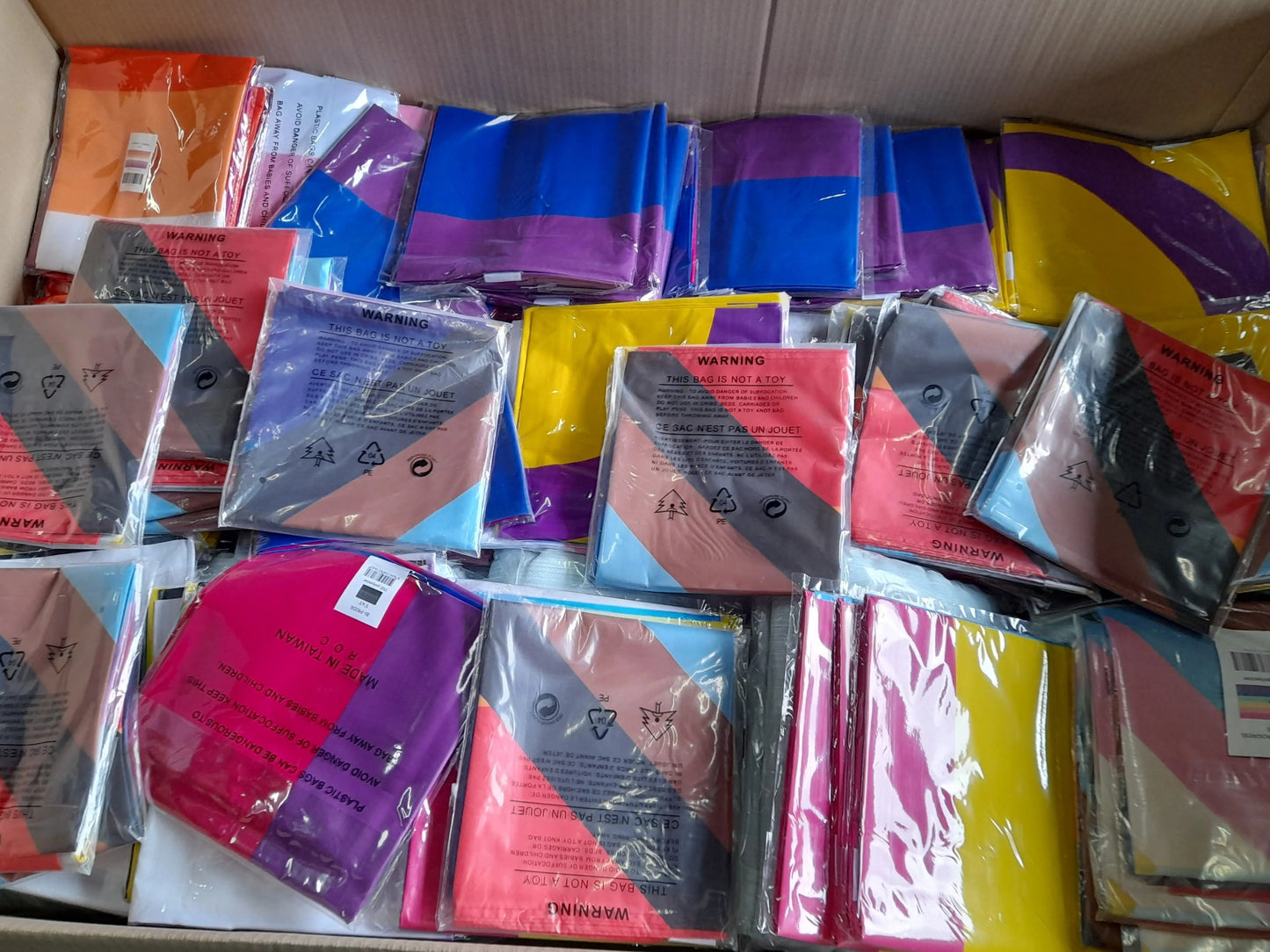 Pallet includes Textiles (LS-0035)-2