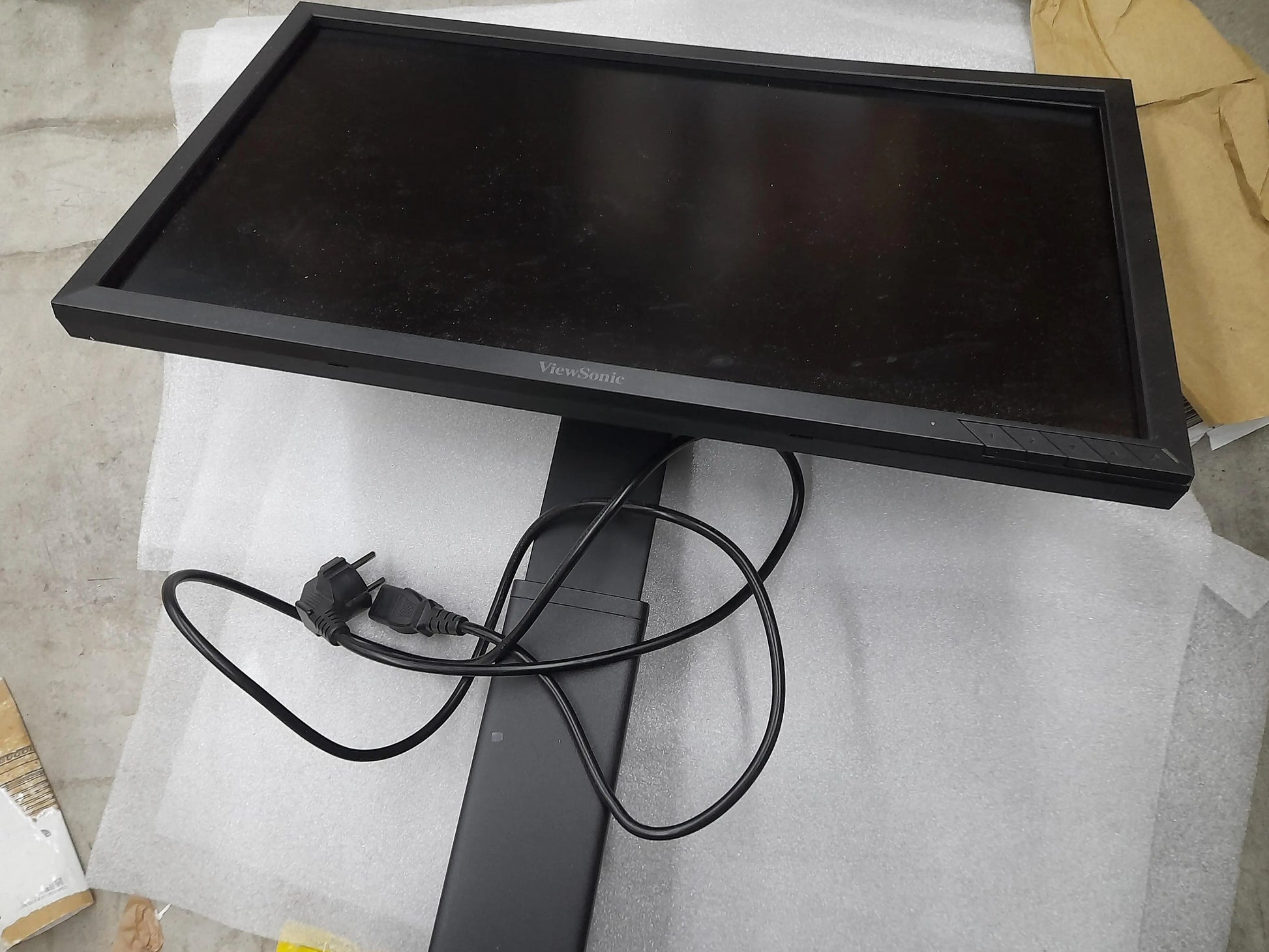 Pallet includes Electric & Electronic Appliances (LS-0042)-3