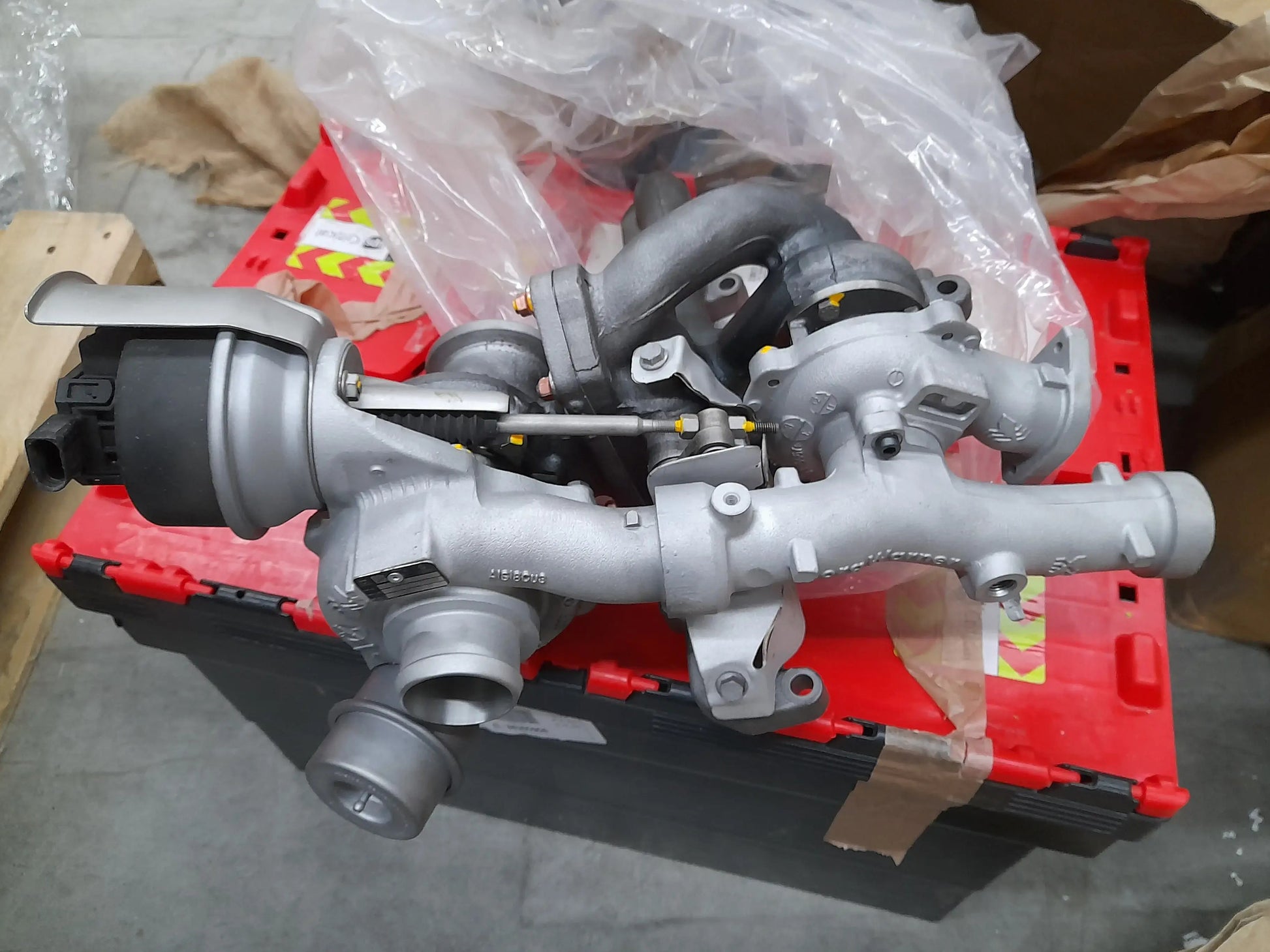 Pallet includes Automotive Parts & Accessories (LS-0053)-1