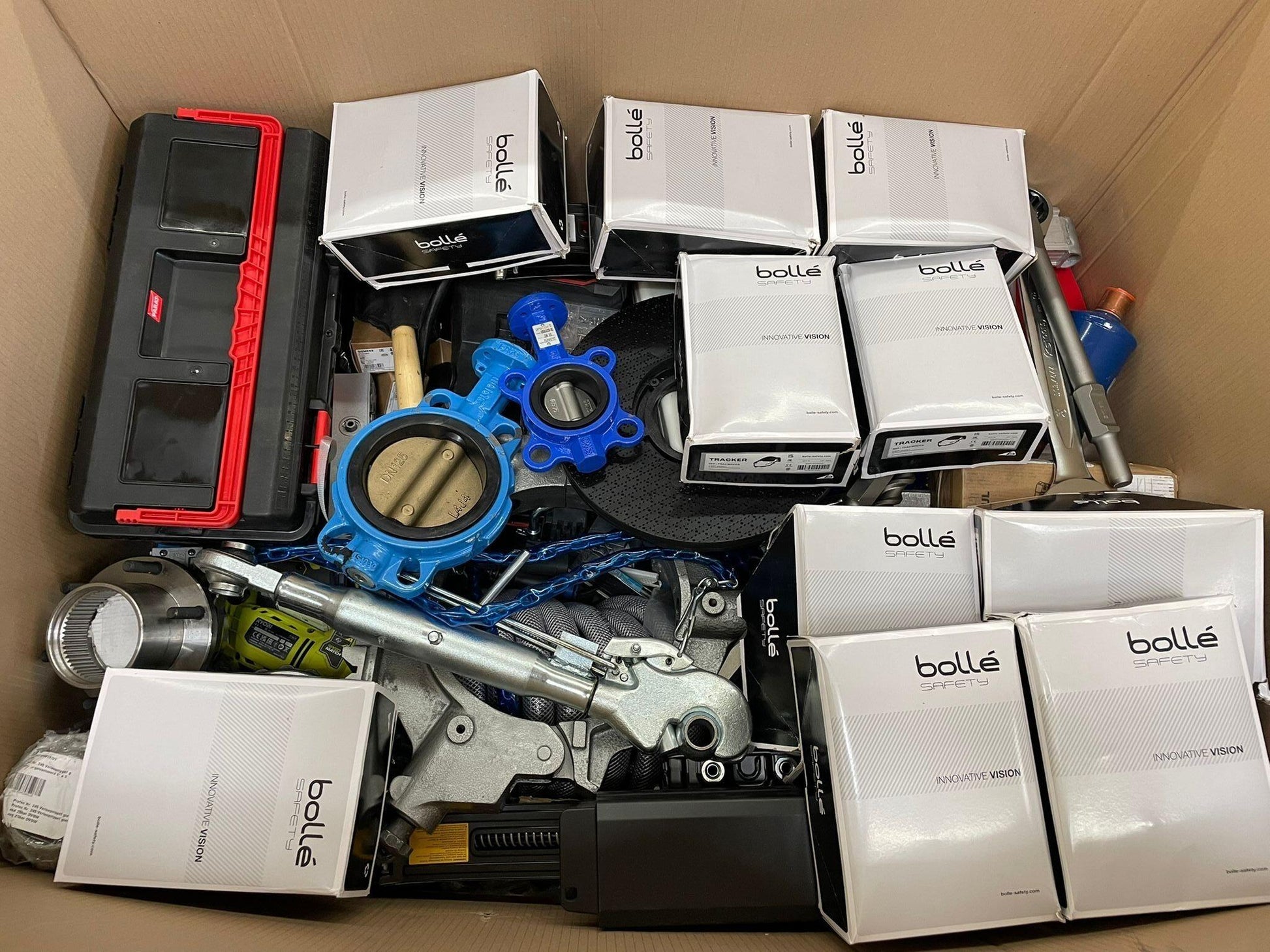 Lot includes Tools-2