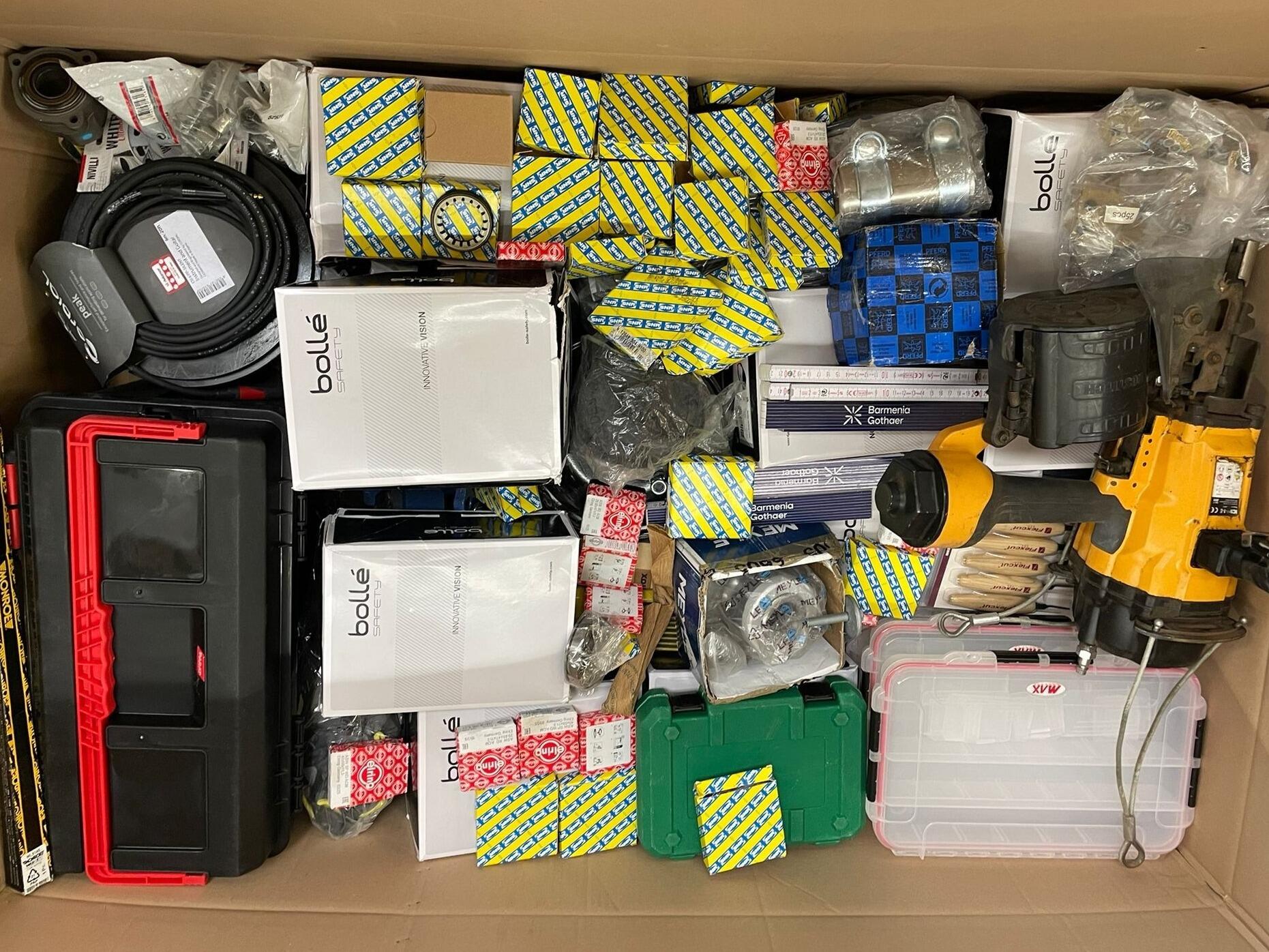 Lot includes Tools-3