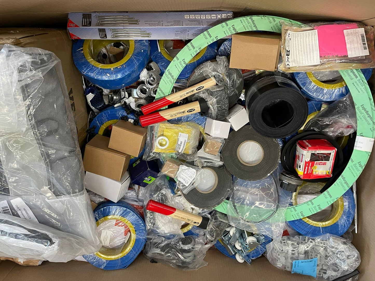 Lot includes Hardware-1