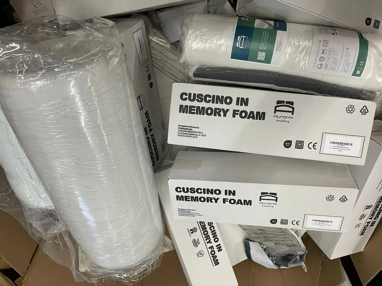 Pallet includes Textiles items (LS-0086)-1