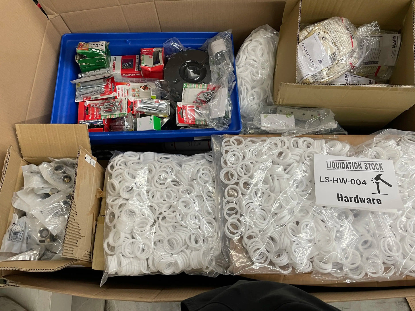 Pallet includes Hardware items (LS-HW-004)-2