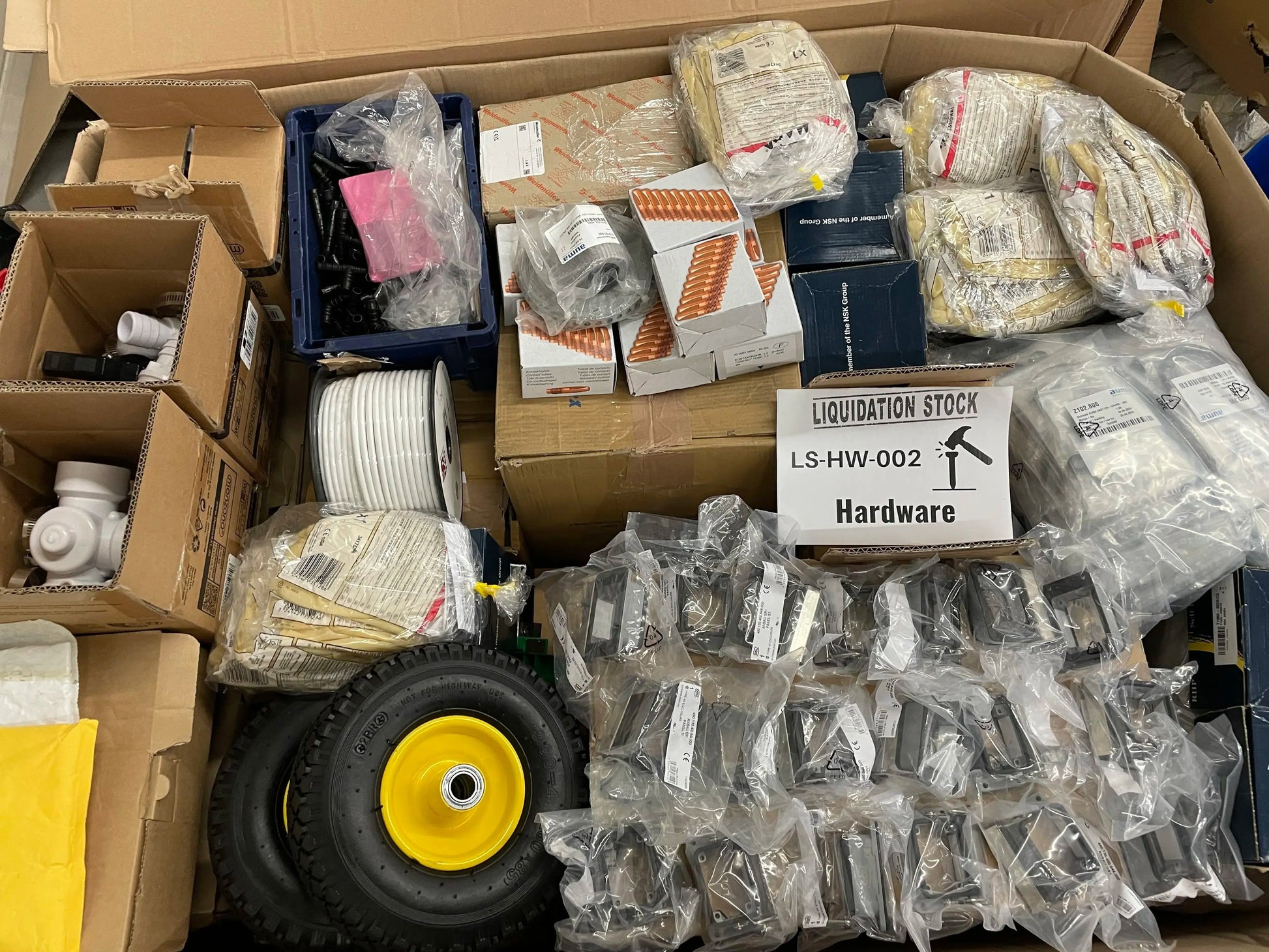 Pallet includes Hardware items (LS-HW-002)-2