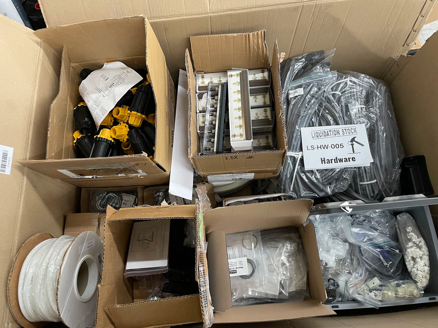 Pallet includes Hardware items (LS-HW-005)-2