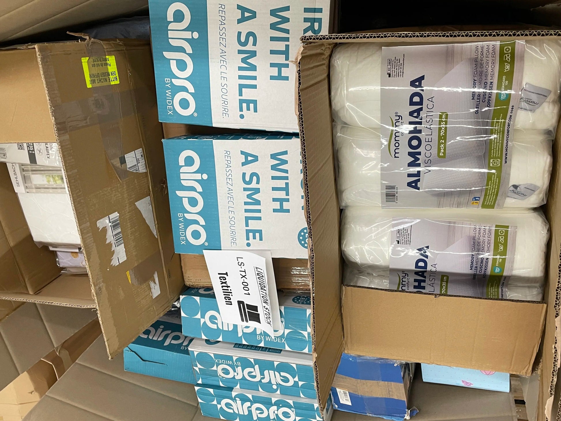 Pallet includes Textiles items (LS-TX-001)-3