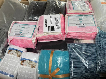 Pallet includes Textiles items (LS-TX-009)-2
