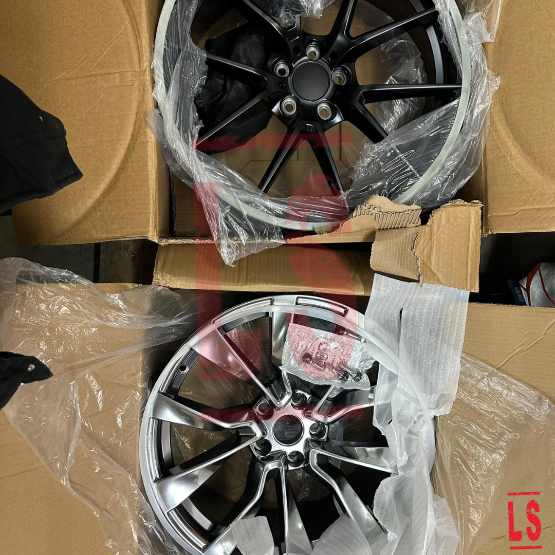 Gemischter Markenreifen und Felgen Posten – 5 Unmanifestierter Paletten