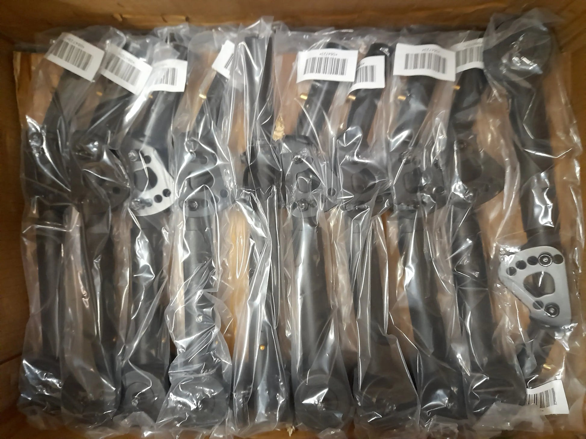 Pallet includes Hardware items (LS-0050)-2