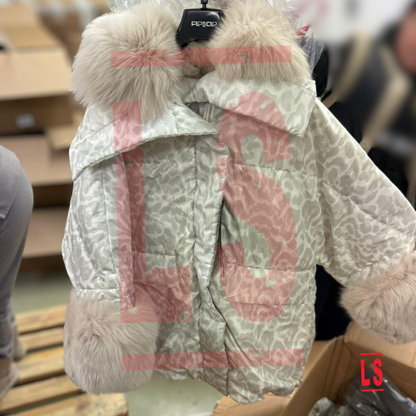 Lot of Unmanifested Mixed Brand Apparel – 6 Pallets